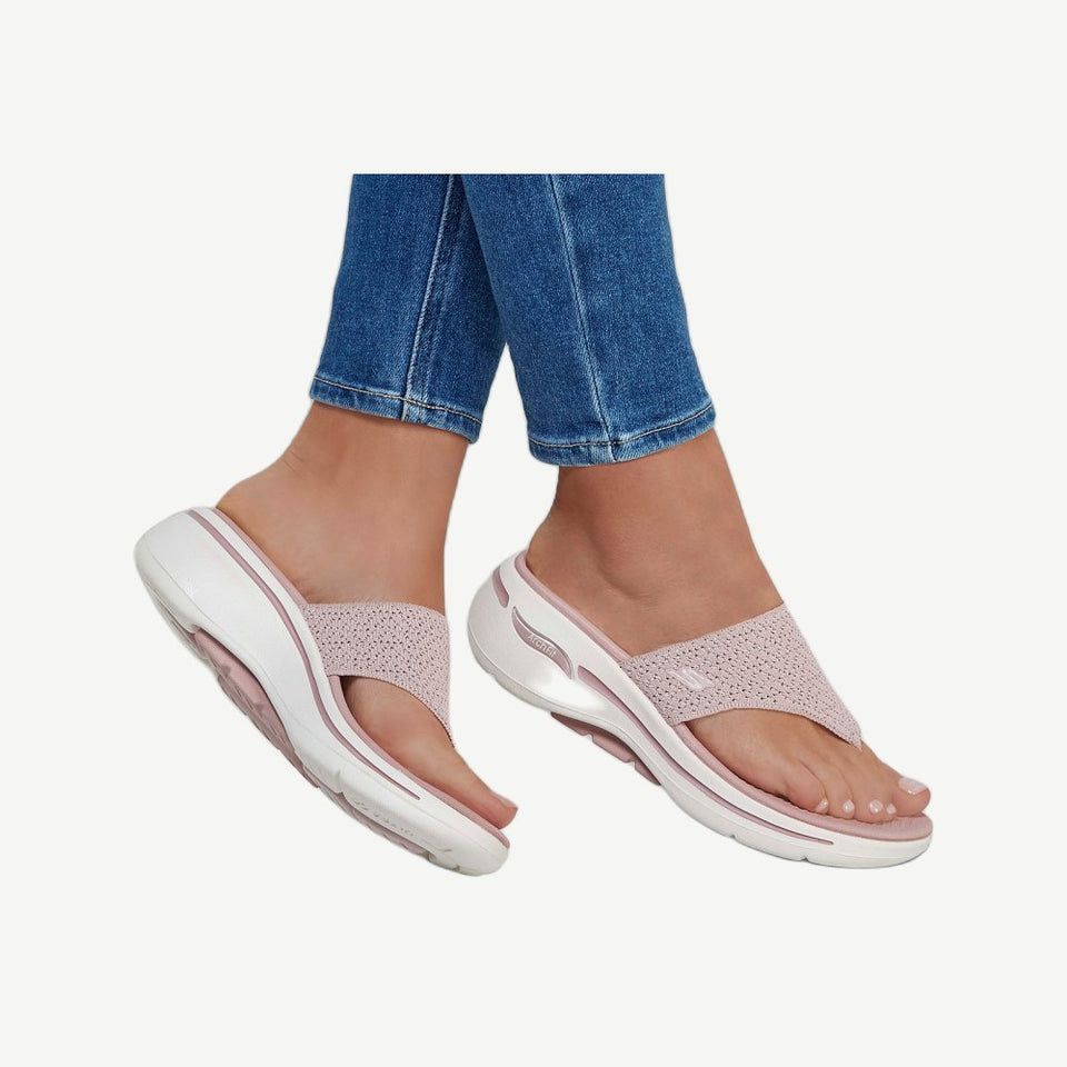 Go Walk Arch Fit Sandalweekender, view 3