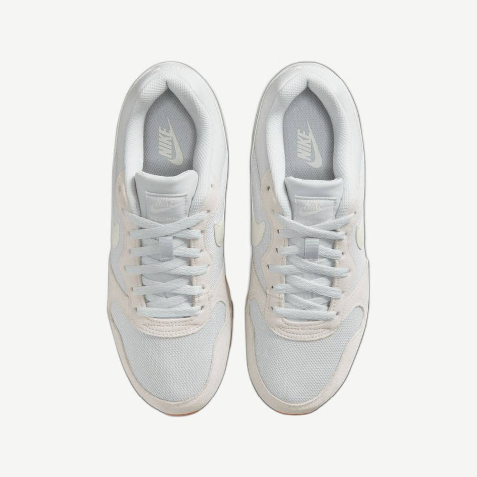 Wmns Nike Md Runner 2, view 2