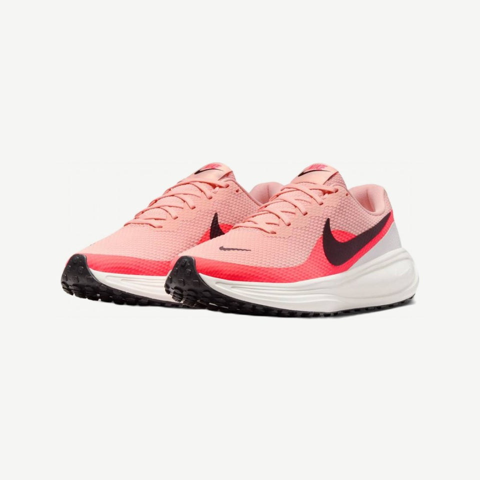 Women's Nike Revolution 8, view 3