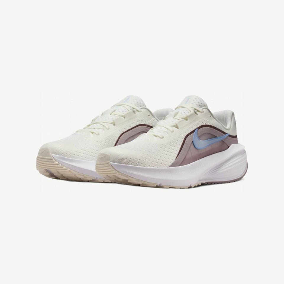 Women's Nike Downshifter 14, view 3