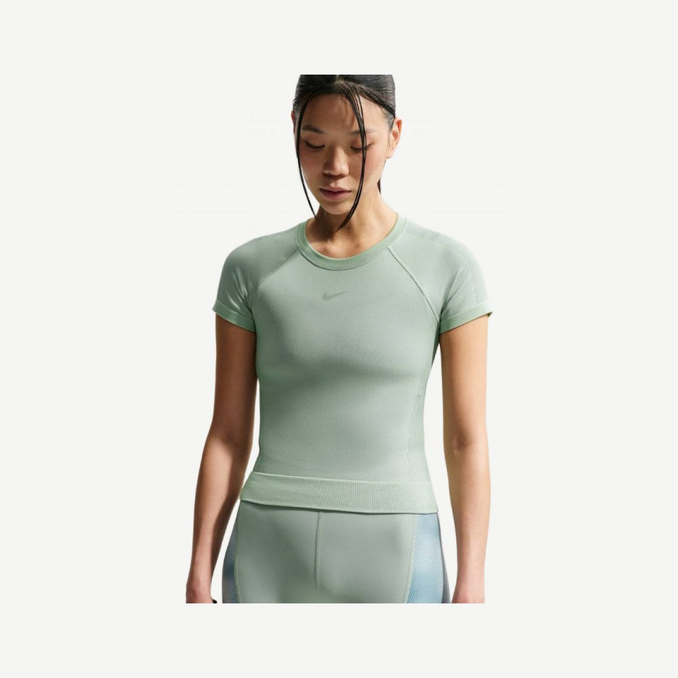 Women's Np Dri-FIT Smls Short-sleeve Top, view 3