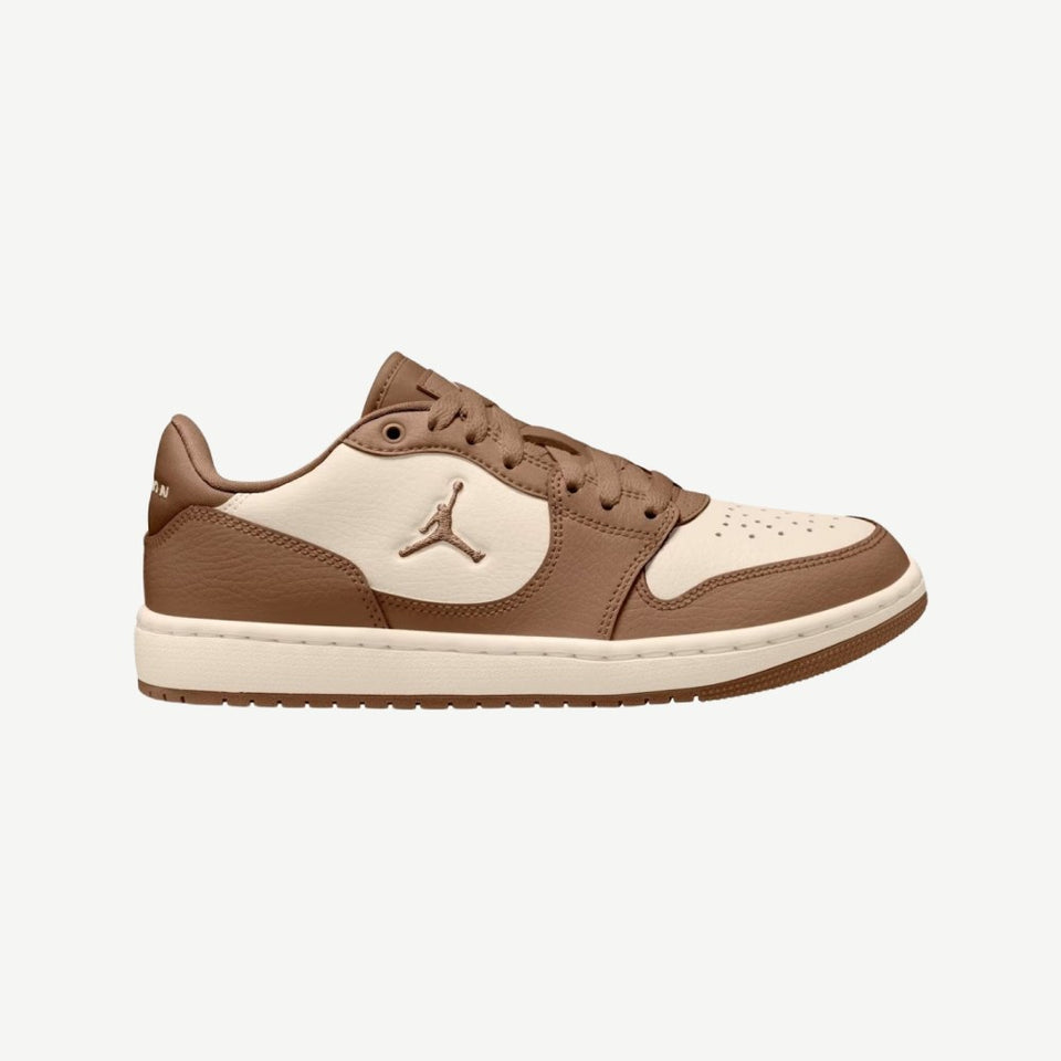 Wmns Jordan Court Connect Low