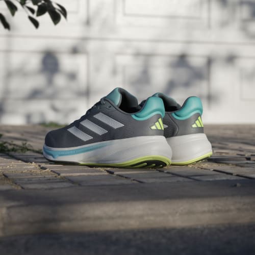 Response Super Shoes, view 5