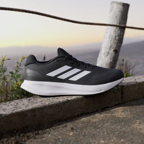 Runfalcon 5 Running Shoes, view 2